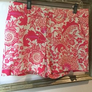 Kenar short size 4 in pink and cream